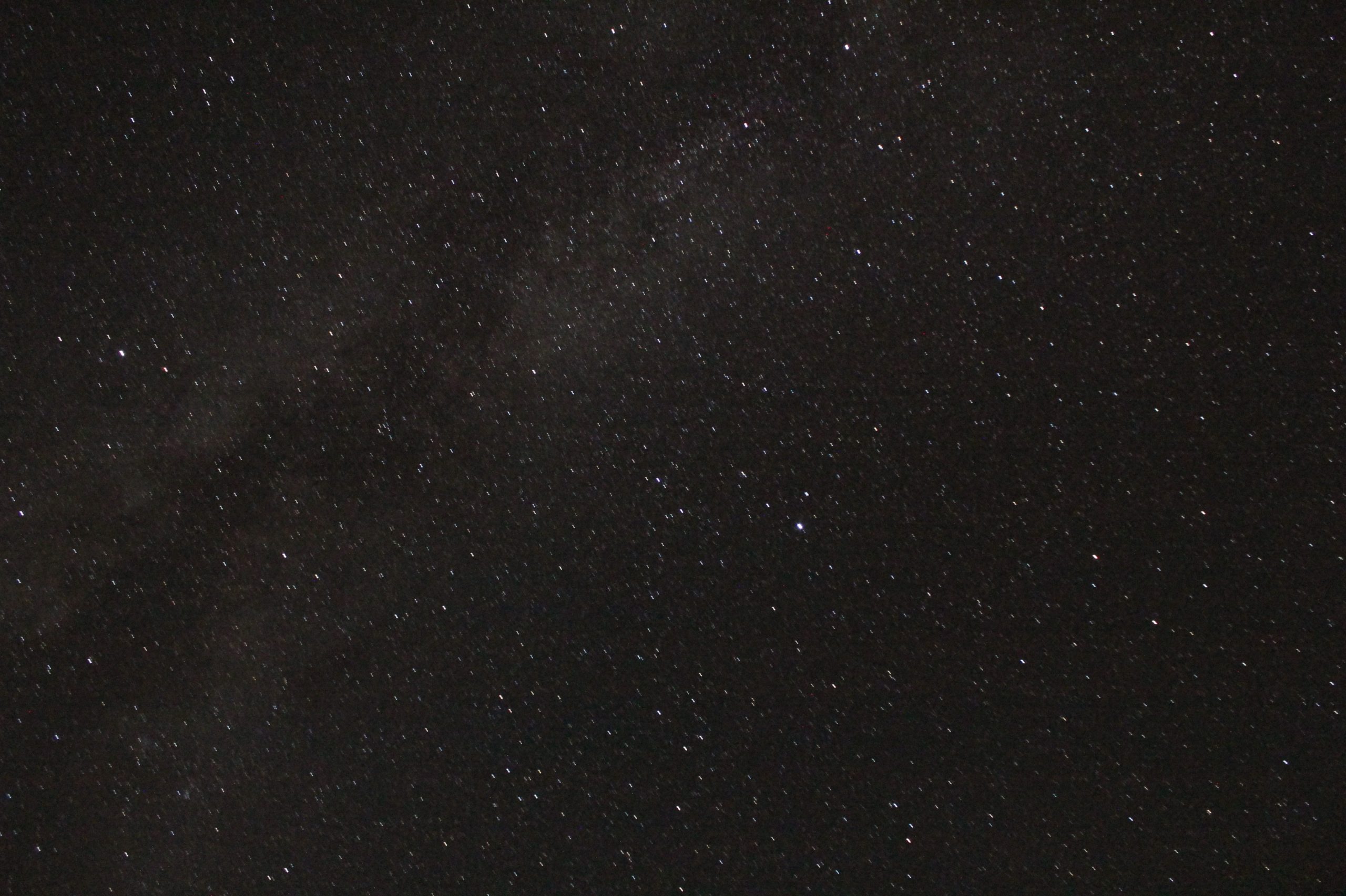 星空を上手に写真に撮る方法とは 8月は ペルセウス座流星群 を撮ろう ここカメ